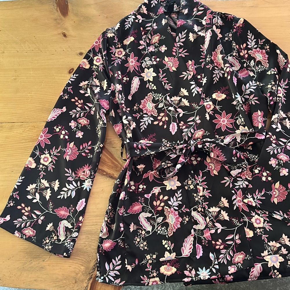 Floral kimono